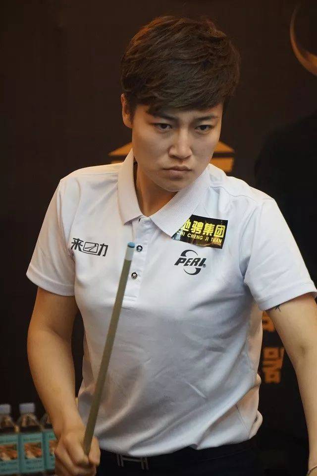 轻人抱有太 轻人抱有太