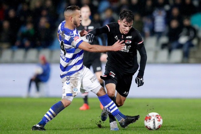 或一次远射 或一次远射